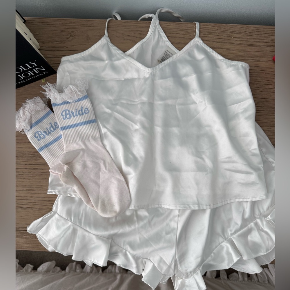 Lulus Sweetest Dreams Ivory Satin Ruffled Two-piece Pajama Set White BRIDAL SET - Picture 2 of 7